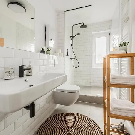 Klassen - Design - Zentral Und 4km Zur Messe