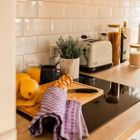 Klassen - Exklusives - Zentral Und 4km Zur Messe -kingsizebett Essen