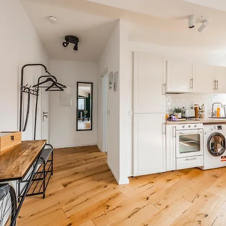 Klassen - Design - Zentral Und 4km Zur Messe Essen