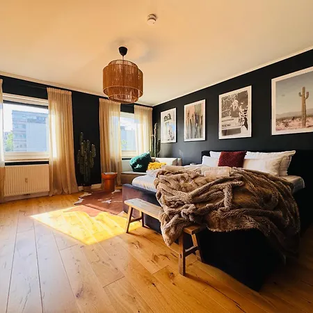 Klassen - Design - Zentral Und 4km Zur Messe Essen