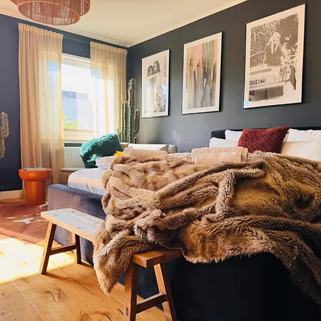 Klassen - Design - Zentral Und 4km Zur Messe Apartamento *