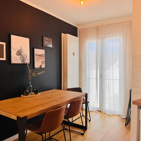 Klassen - Design - Zentral Und 4km Zur Messe Essen