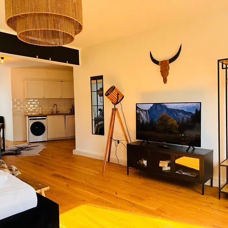 Klassen - Design - Zentral Und 4km Zur Messe