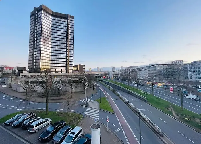 Klassen - Exklusives - Zentral Und 4km Zur Messe -kingsizebett Apartment Essen