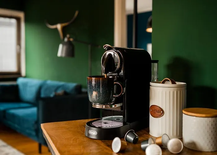 Klassen - Exklusives - Zentral Und 4km Zur Messe -kingsizebett Apartment *