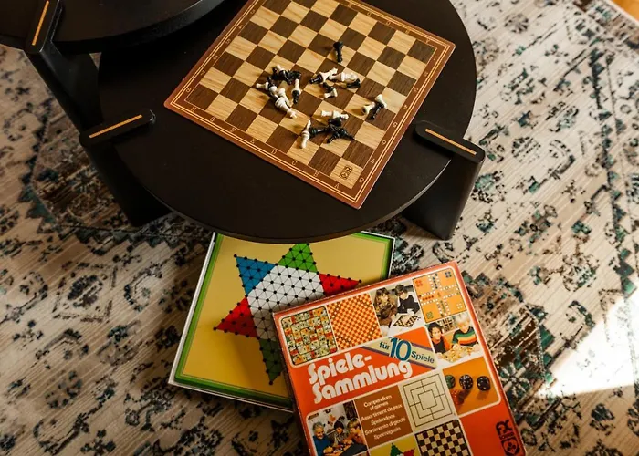 Daire Klassen - Design - Zentral Und 4km Zur Messe