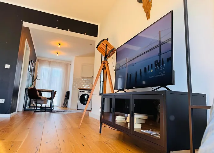 Klassen - Exklusives - Zentral Und 4km Zur Messe -kingsizebett *