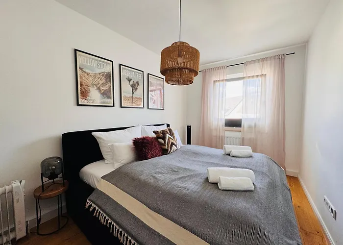 Klassen - Exklusives - Zentral Und 4km Zur Messe -kingsizebett *