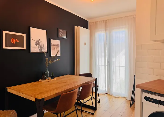 Klassen - Design - Zentral Und 4km Zur Messe Essen